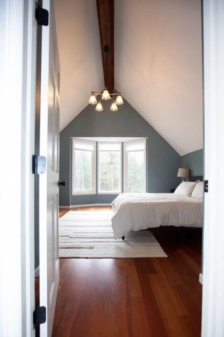 Little Gem Lodge Unique Mtn A-Frame W Hot Tub แบล็กฮอว์ก ภายนอก รูปภาพ