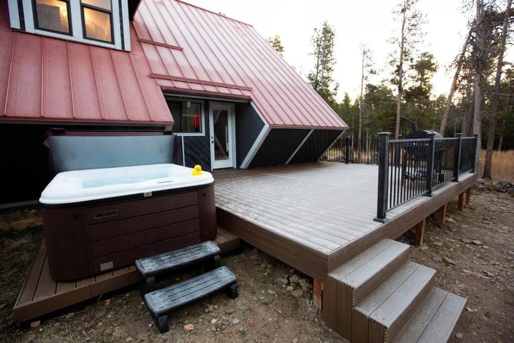 Little Gem Lodge Unique Mtn A-Frame W Hot Tub แบล็กฮอว์ก ภายนอก รูปภาพ